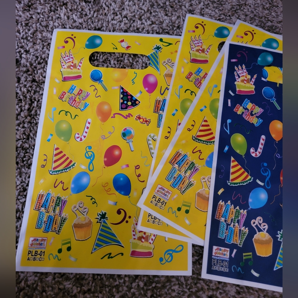 10 New Birthday Party Favor Bags - Picture 4 of 8